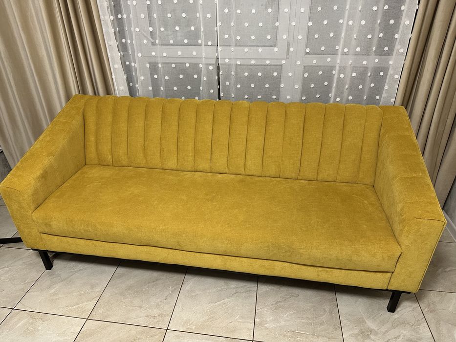 Диван 3 місний нерозкладний