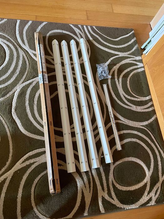 poste para prateleiras bror ikea NOVO