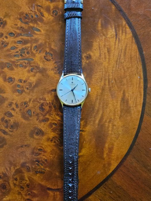 Junghans 620 zegarek naręczny z naciągiem ręcznym