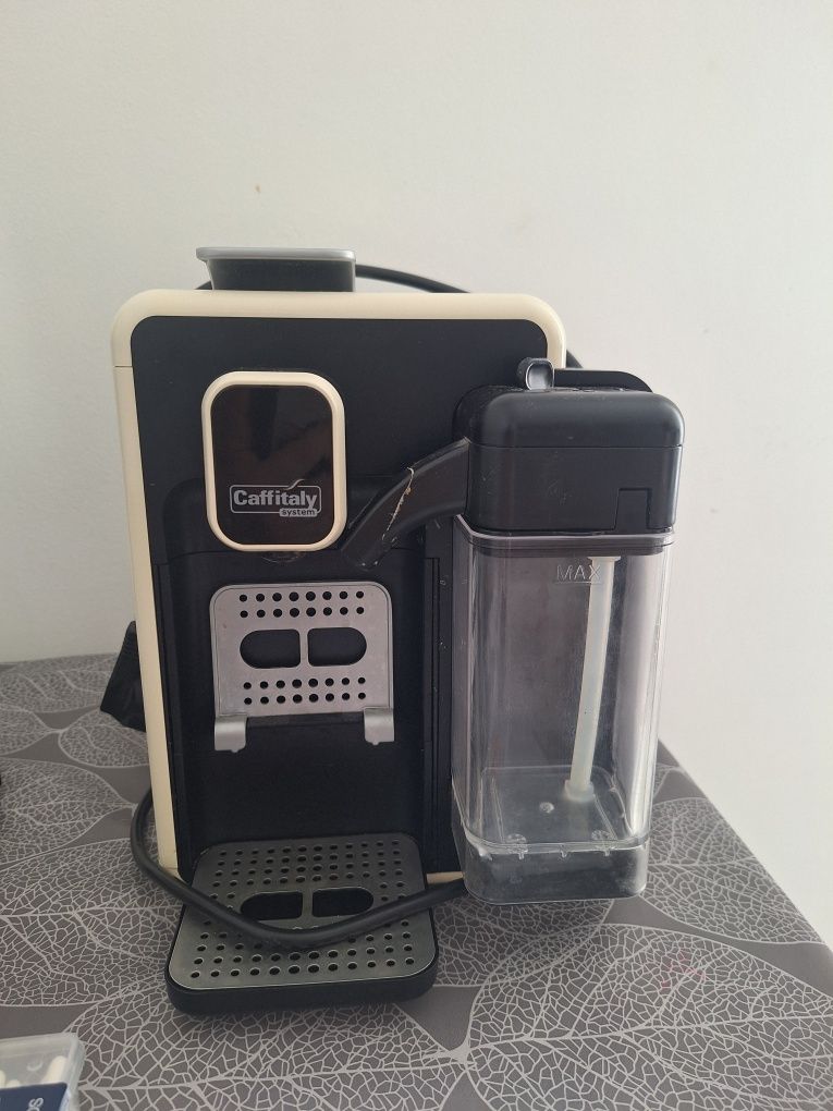 Капсульная кавоварка кава  Caffitaly Bianca WHITE S22 One Touch Cappuc