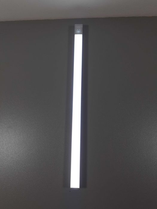 Lampka Led LOFTER z czujnikiem ruchu i zmierzchu