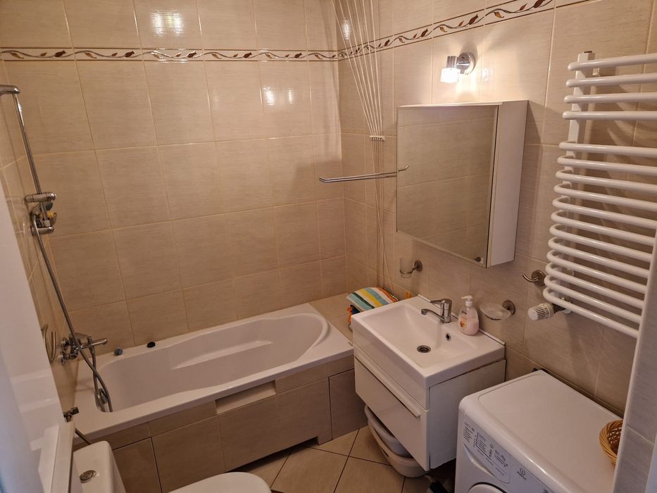 Wynajmę mieszkanie 47m2 ul. Al. Wyzwolenia 21