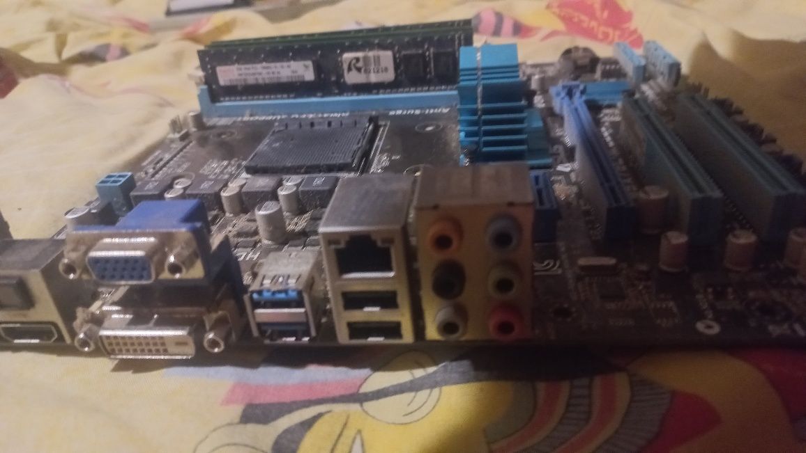 Материнська плата ( M5A7BL-M USB3) + 8 ГБ ОЗУ
