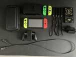 Nintendo Switch 1 - stan idealny - Joycony, karta SD 128GB i futerał