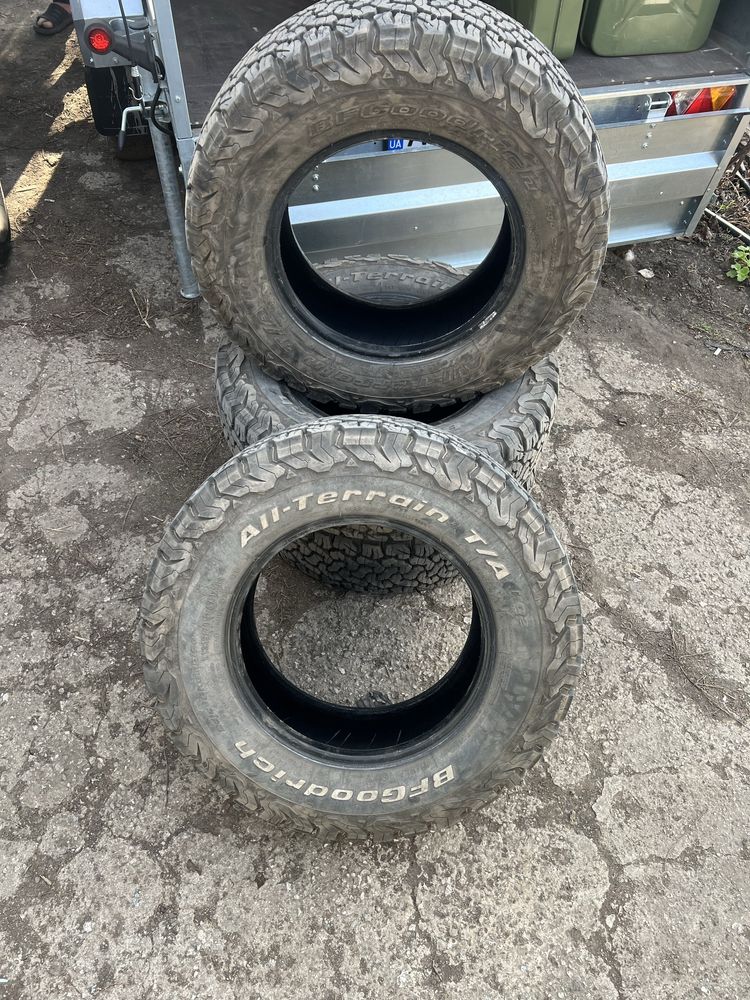 Шини BFGoodrich All Terrain T/A KO2 235/70 R16 104/101S
