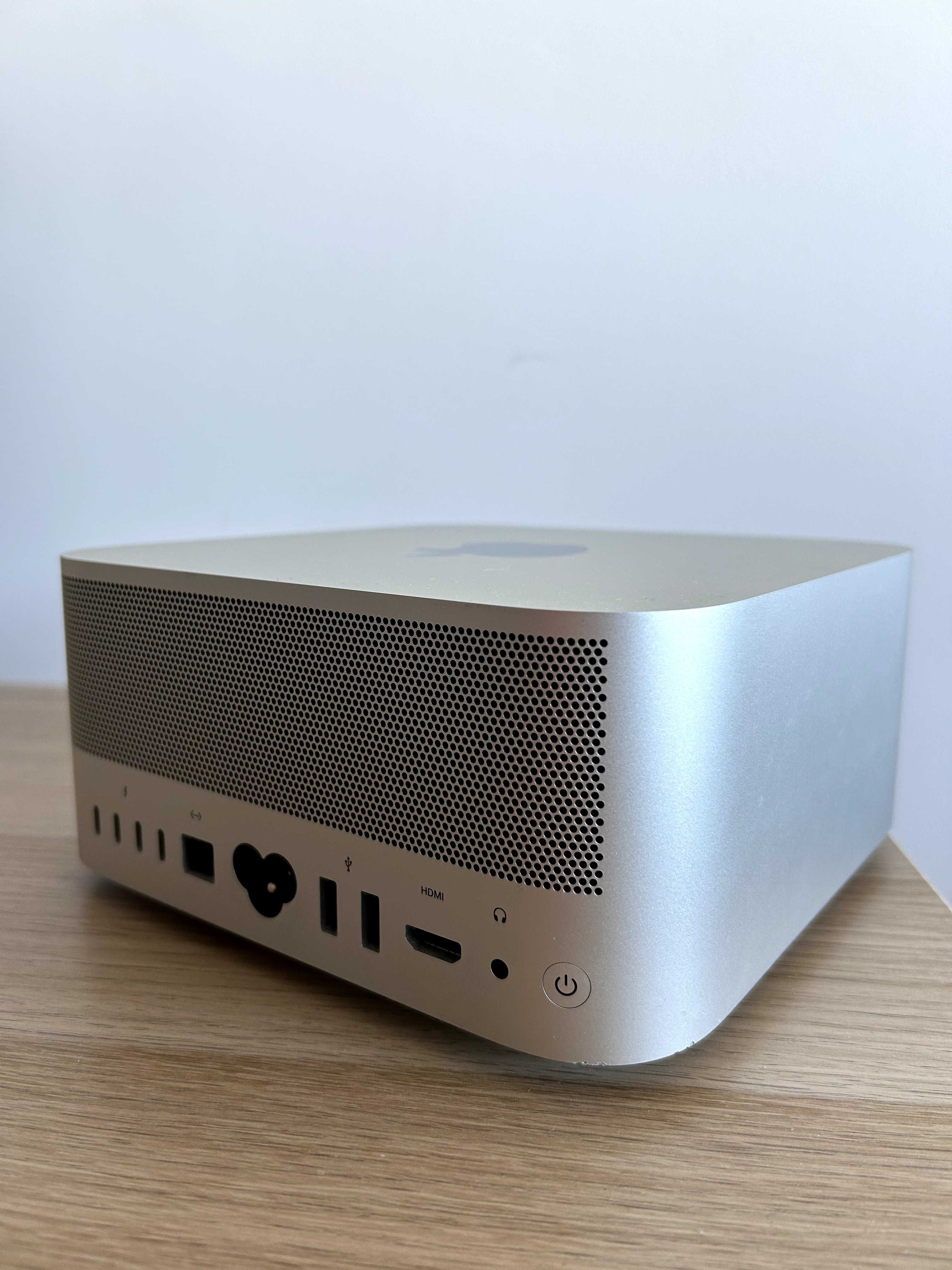 Apple Mac Studio M1 Max (10CPU/24GPU/32GB/512GB)