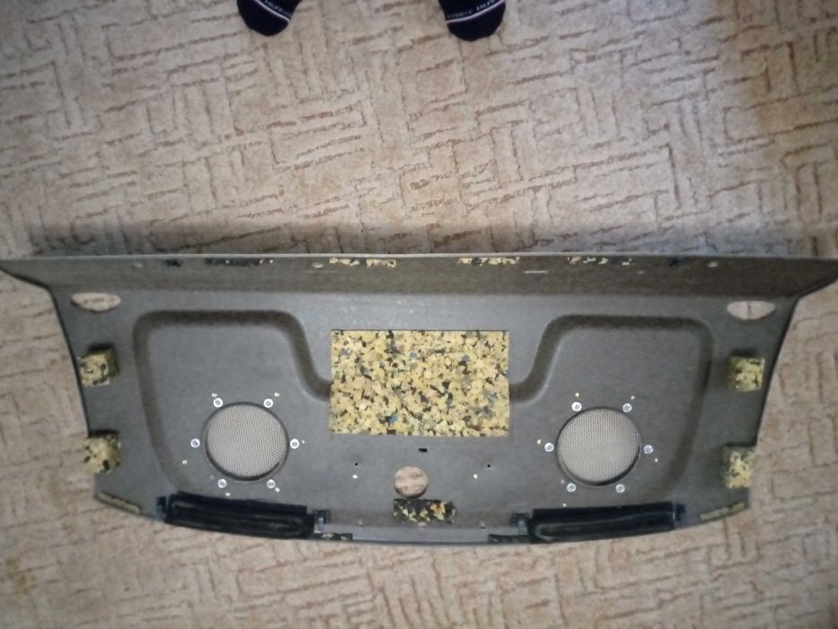 Полка задня під дінаміки на авео т250 Шевроле