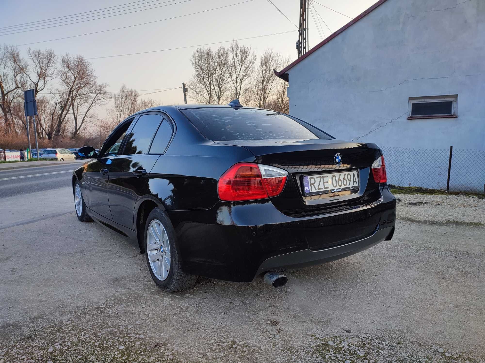 BMW E90 320SI 2.0 benzyna M-pakiet Sportsitze NAVI PDC Klimatyzacja