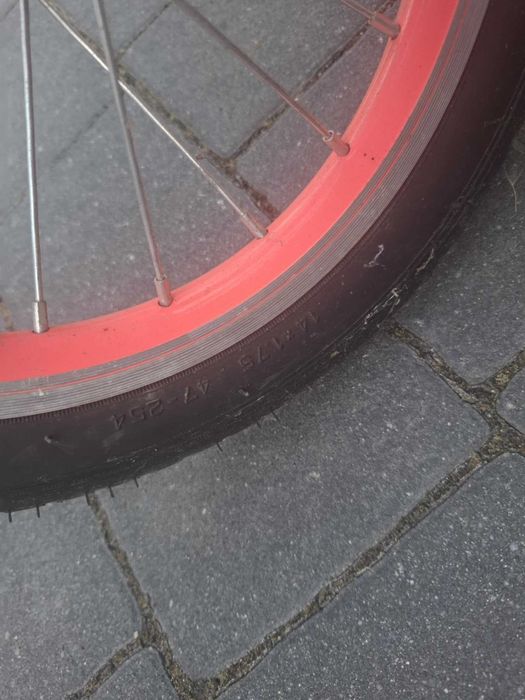 Rower dziecięcy HUSAR z bocznymi kółkami i koszykiem