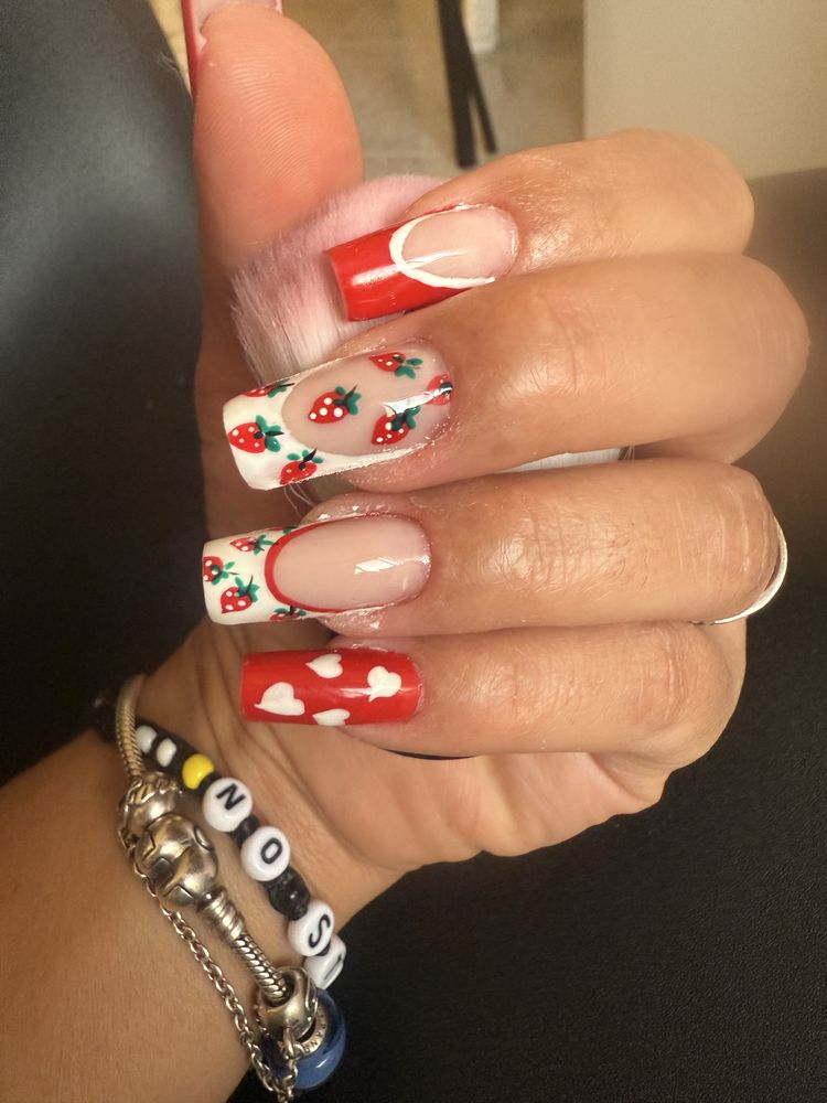 Unhas Perfeitas em Gel e Decoração –