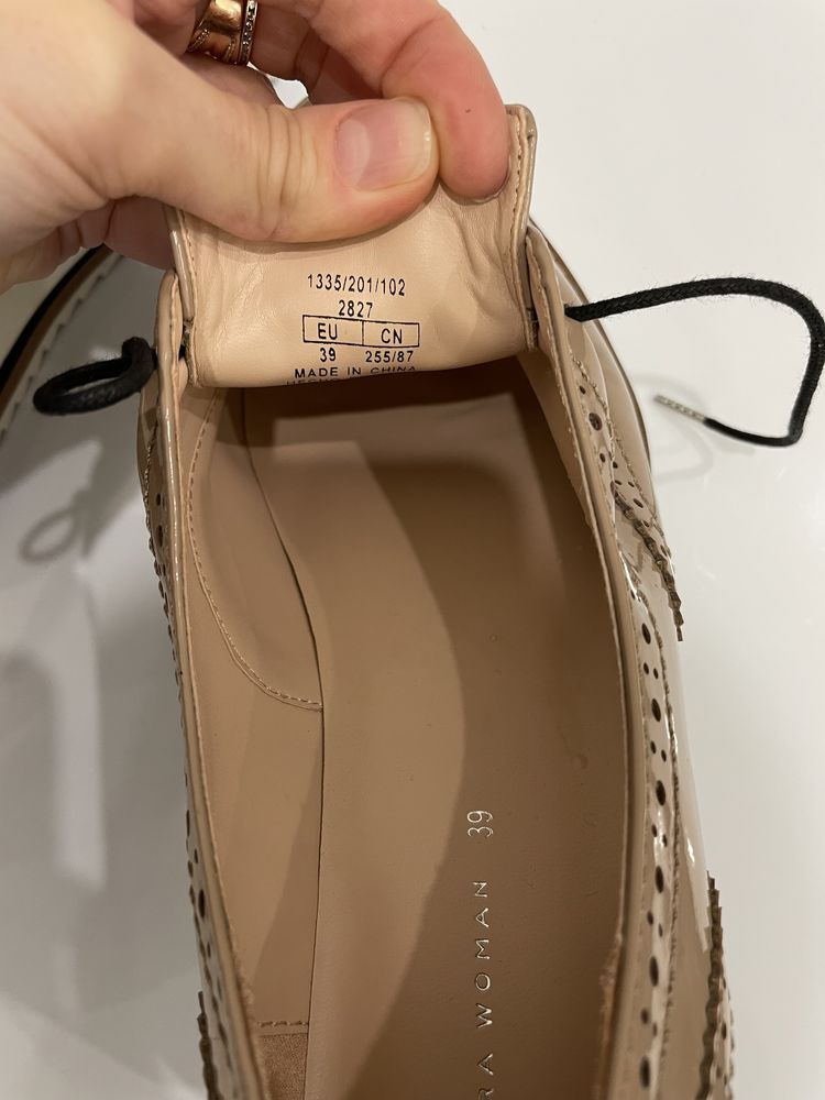 Продам туфли Zara. 39 размер