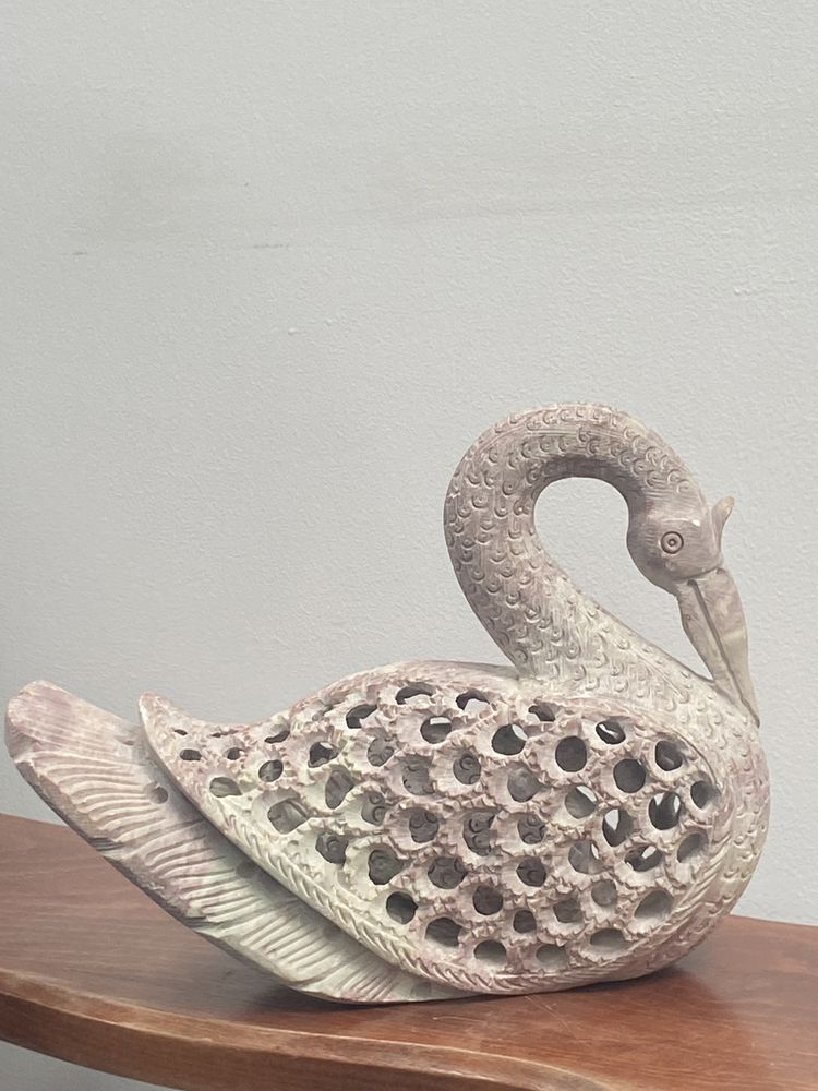 Stara figurka z kamienia