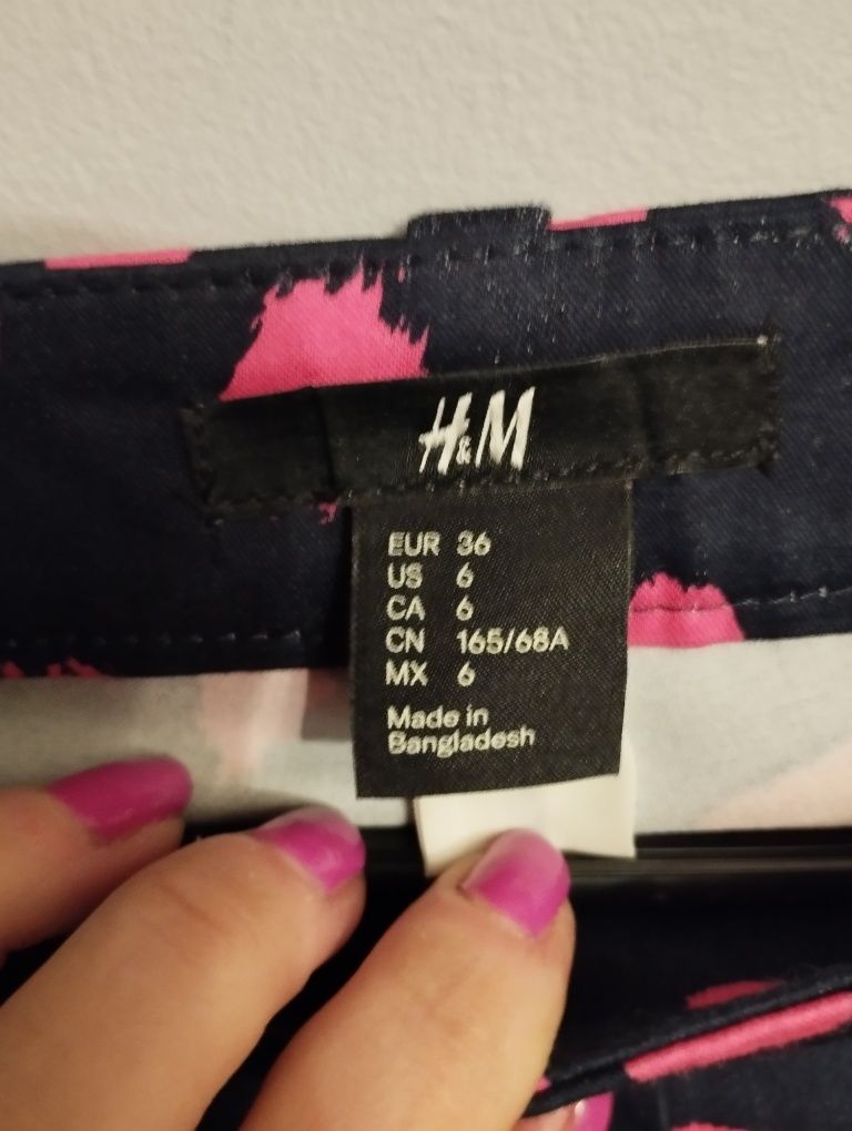 Granatowe spodnie chinosy cygaretki groszki grochy kropki h&m 36 38