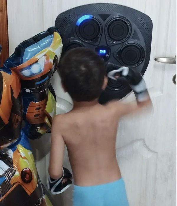 Детский музыкальный тренажер для бокса с перчатками и с блютузом