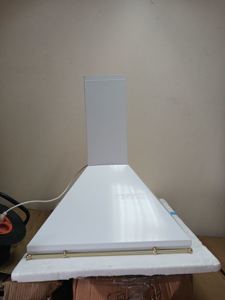 Итальянская вытяжка Бест К 224 white 60 cm.