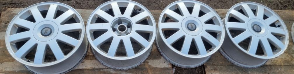 Felgi aluminiowe oryginał Audi 4D0 17" 5x112 et39 7j otwór 57