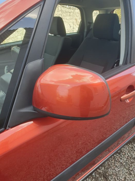 дверь двері ляда сузуки сх4 Suzuki sx4 разборка