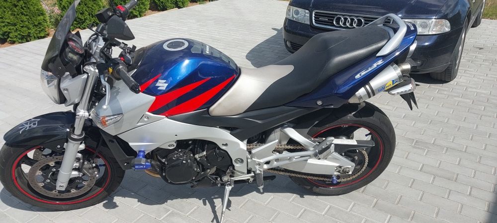 Motocykl Suzuki Gsr 600