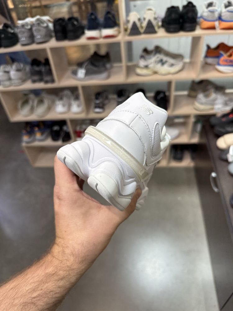 Нові оригінал шкіряні літні дихаючі кросівки new balance 9060