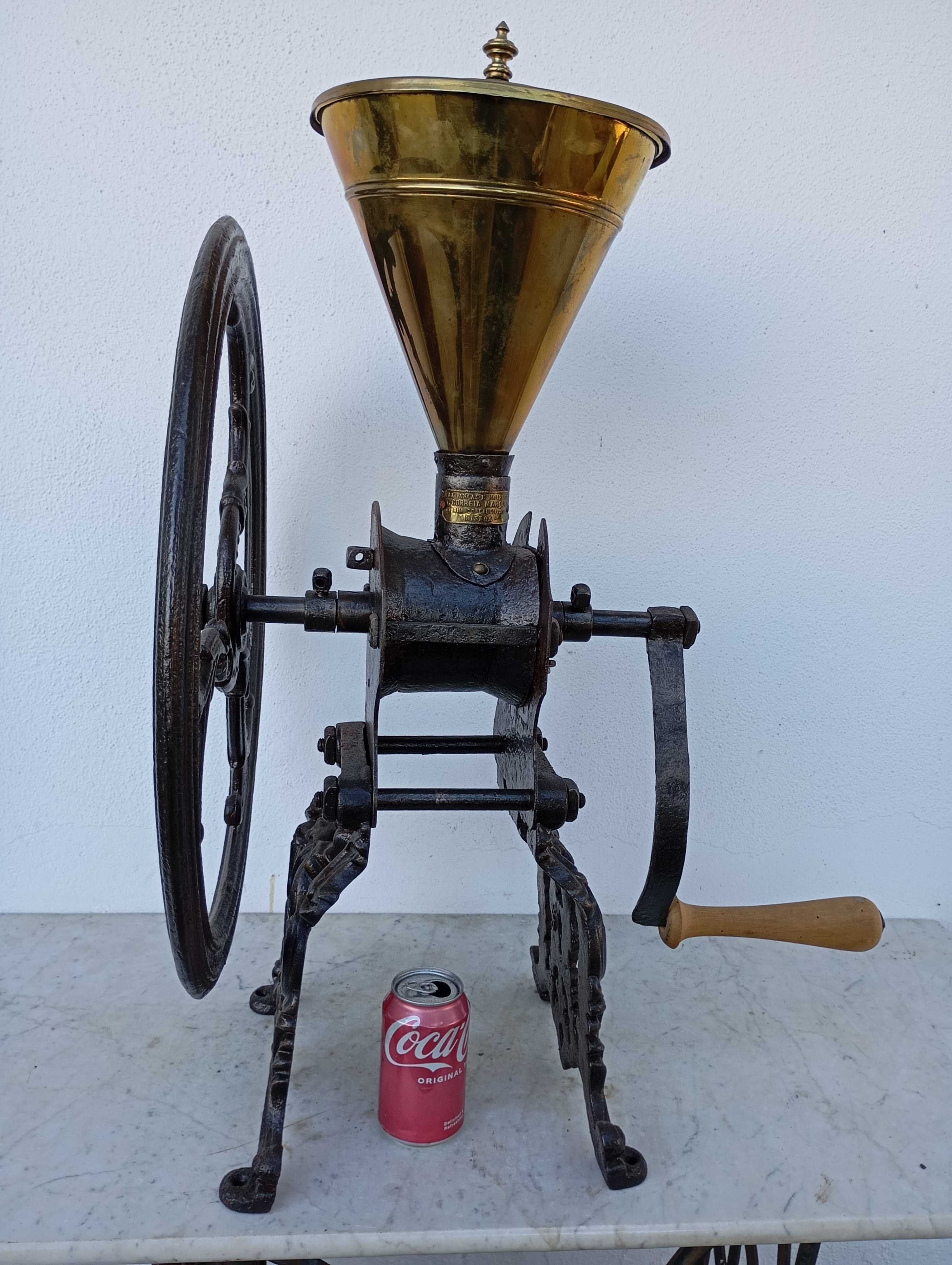 Antigo Raridade Moinho Café Português Grande Restaurado Roda Manivela