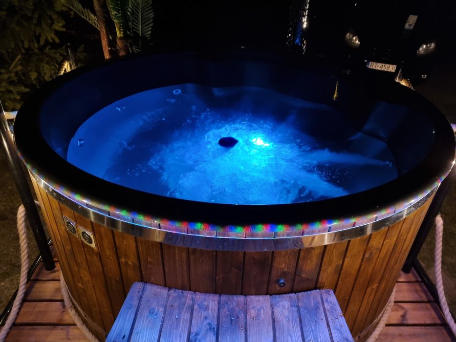 Mobilna Sauna oraz Mobilne Jacuzzi do wynajęcia