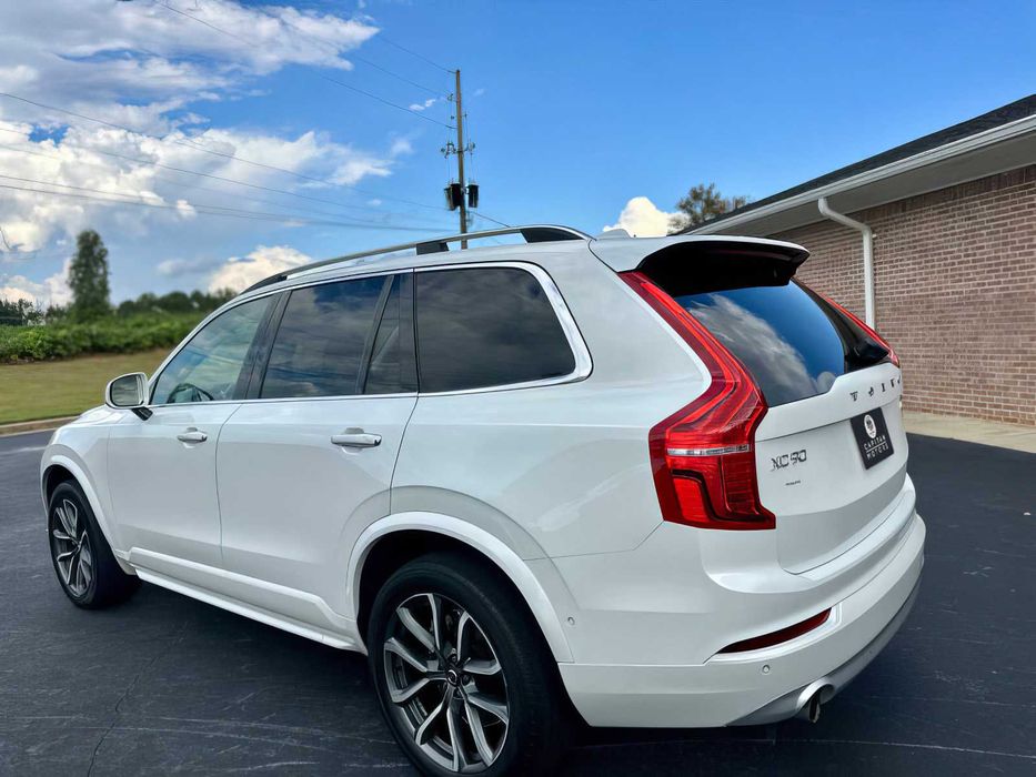 Volvo XC90 T5 Momentum      2018