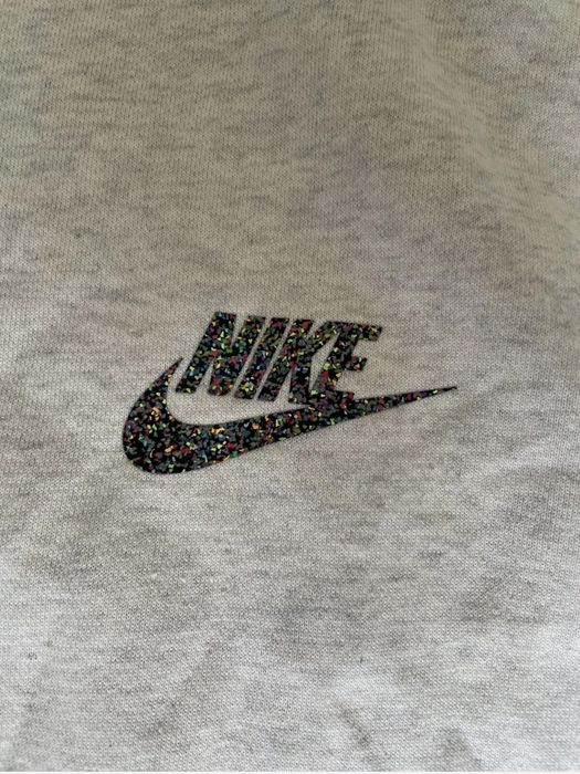 Бежова кофта nike