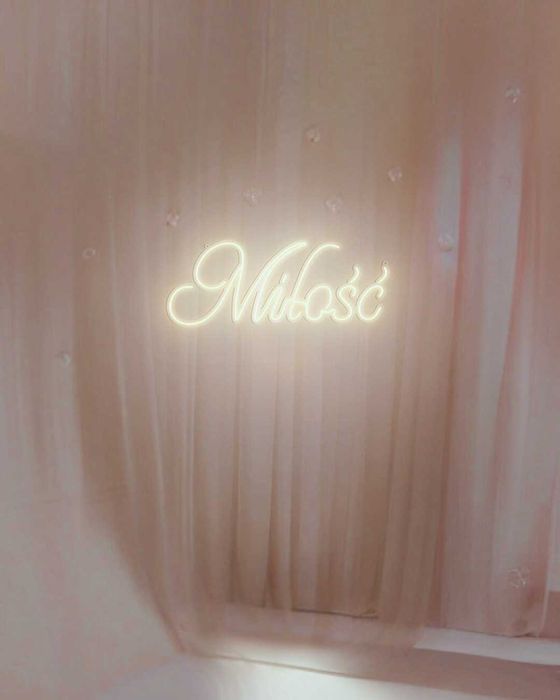 Miłość napis led  wesele ślub neon wynajem