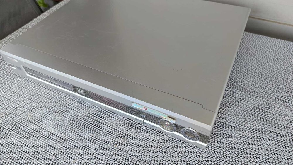 Nagrywarka PHILIPS DVDR70