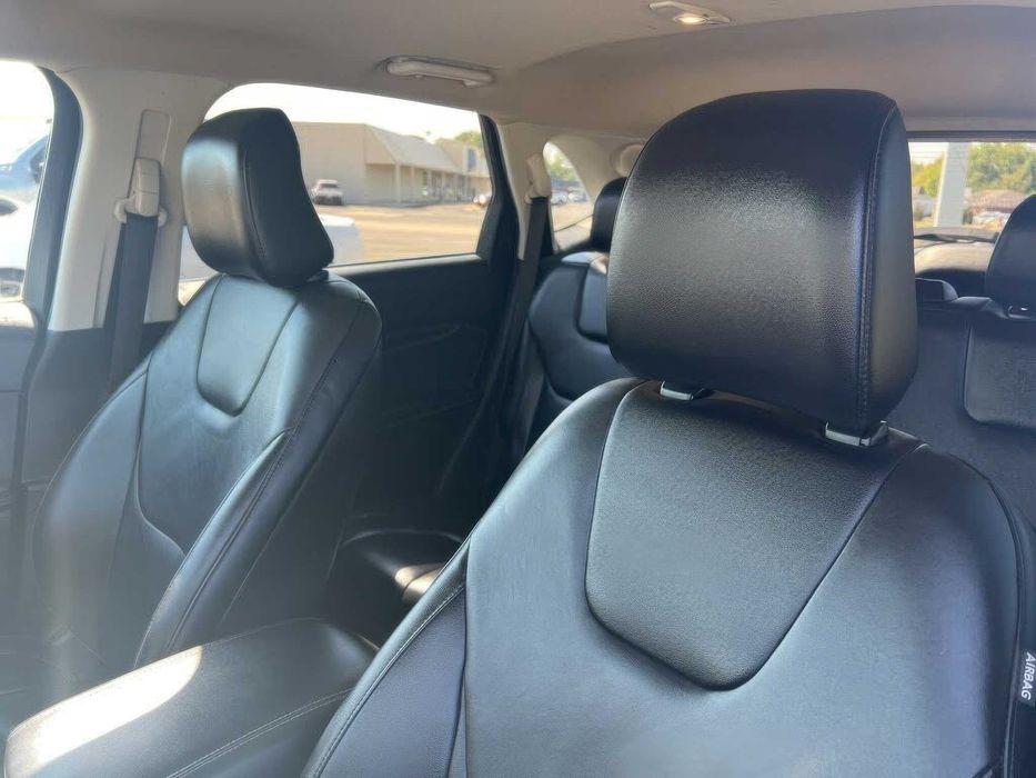 Ford Edge Titanium      2022