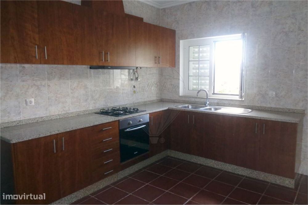 Moradia T2 para venda