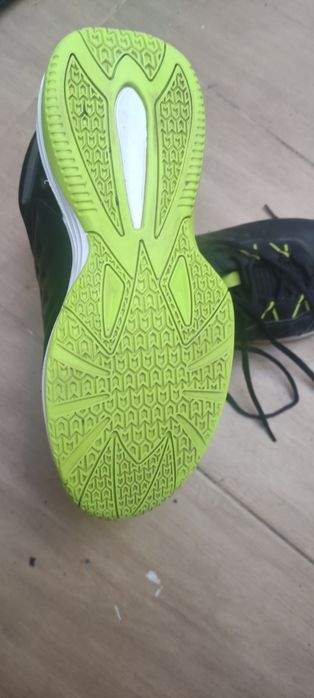 Sapatilhas basquetebol 43