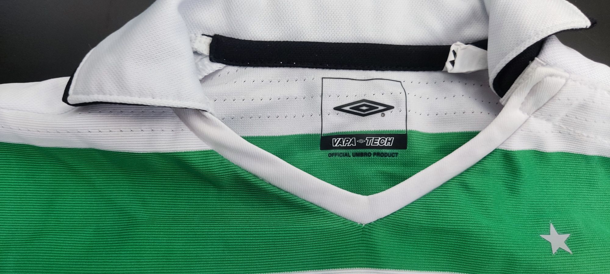 Komplet piłkarski dziecięcy Umbro Celtic FC. rozmiar 74 cm