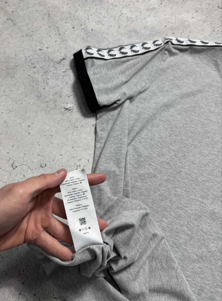 Футболка Fred Perry С Лампасами Оригинал Кэжуал Идеал Размер M-L