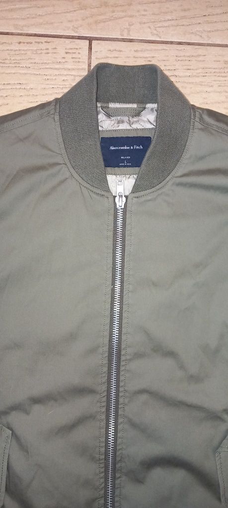 Kurtka bomberka Abercrombie & Fitch Relaxed, r. L