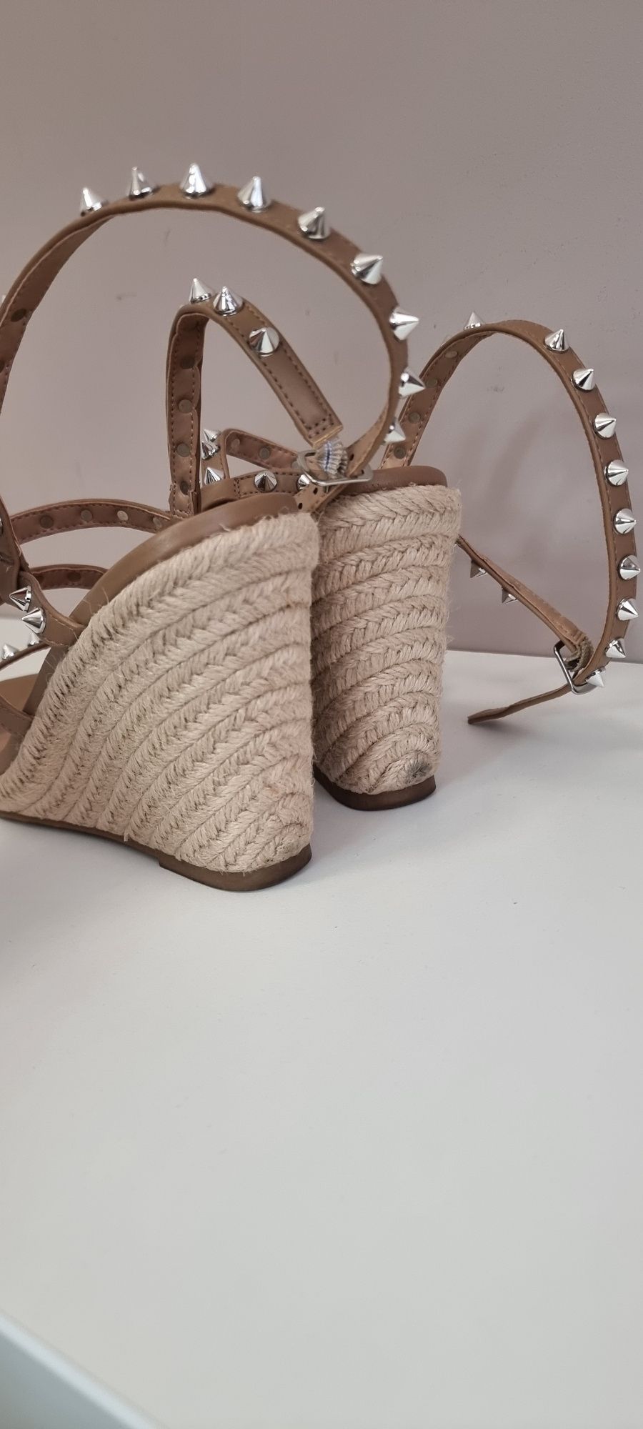 Steve Madden koturny z ćwiekami rozm 38