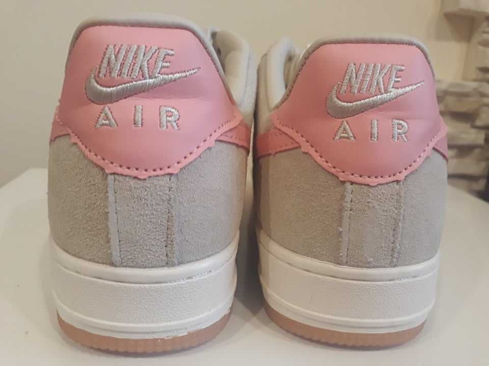 Nike WMNS Air Force 1 buty rozm.39 (dł.wkł.24,5cm)