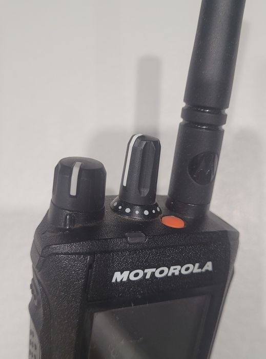 радиостанция Motorolla R7