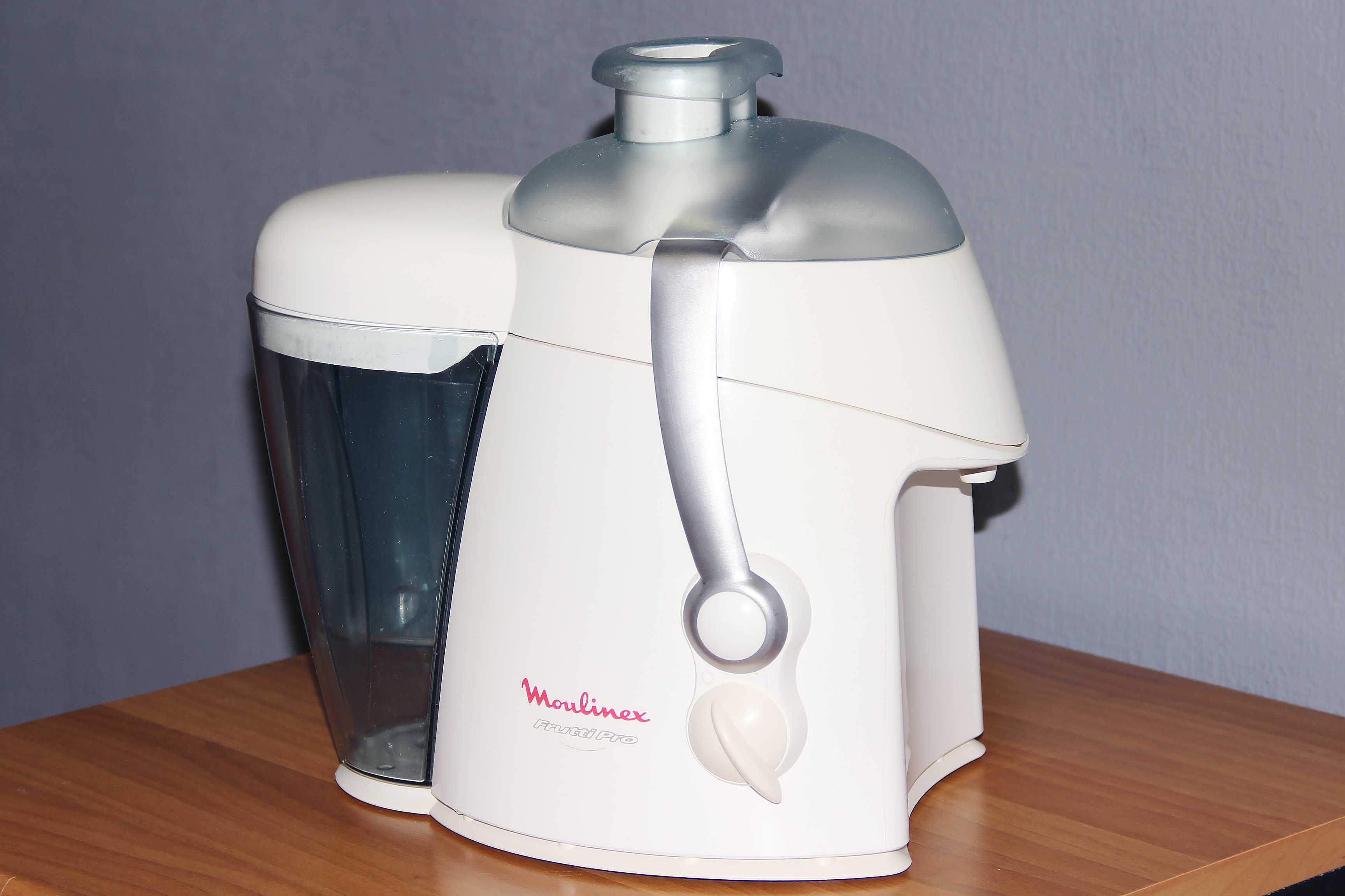 Moulinex BKA14H соковижималка центрифуга 500W б/в виробництво Іспанія