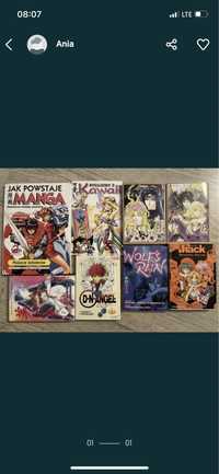 Dwa zestwy książek Manga