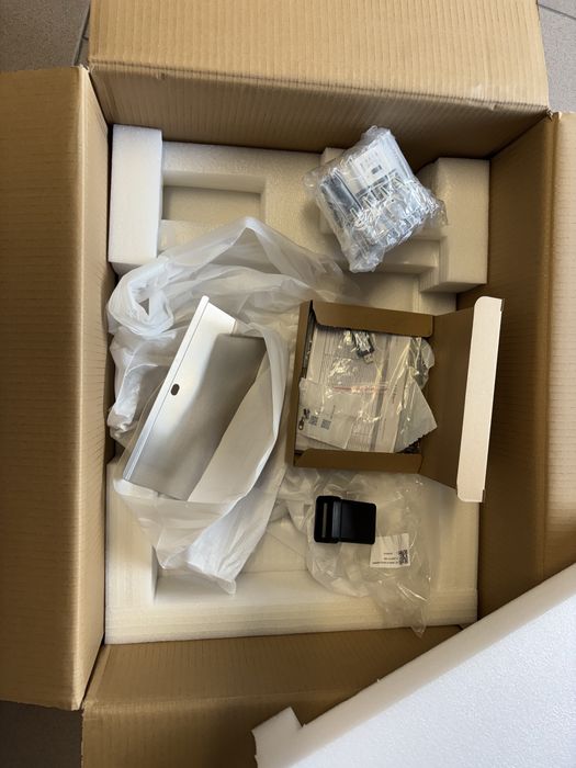 Falownk  hybrydowy 5KW ET