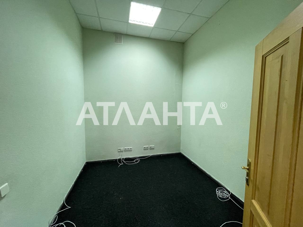 Приміщення  під  офіс  у  центрі  Києва!  Саксаганського, 147\5