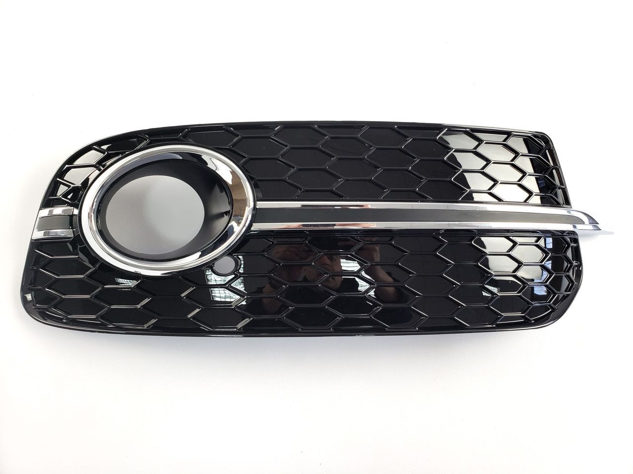 Решітки в бампер Chrome Black на Audi Q5 8R 2012-2016