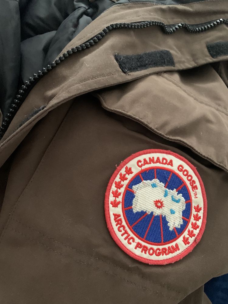 Kurka parka canada goose expedition brazowy czekoladowy