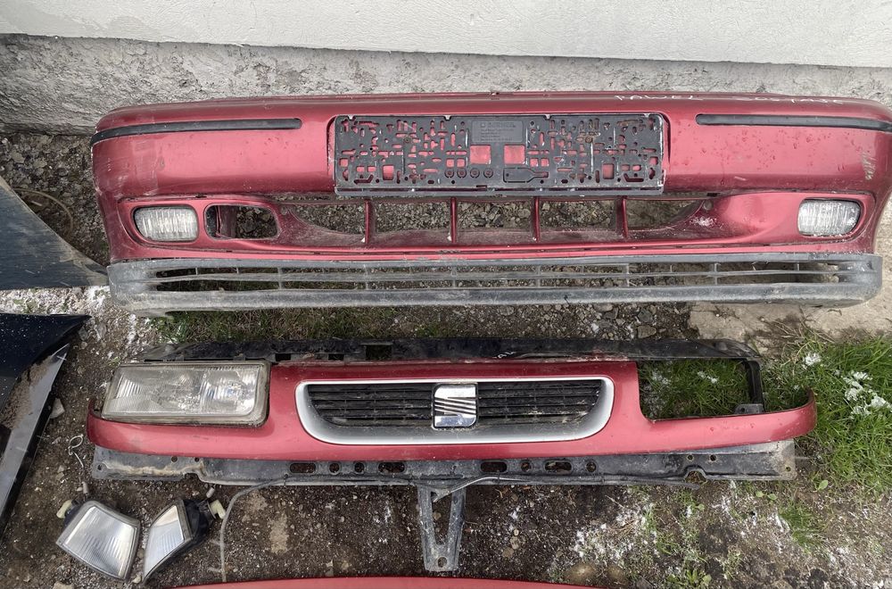 передній бампер пассат B5+ гольф 4 audi 80 В3 В4 А6С4 С5 Seat Toledo