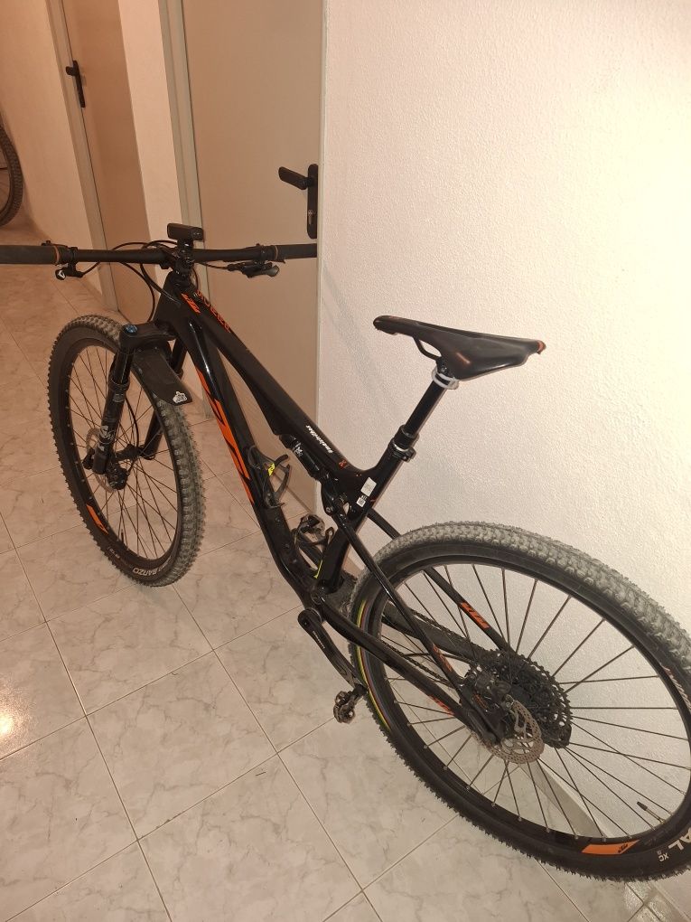 Ktm scarp suspensão total