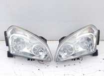 Nissan QASHQAI I j10 lampa XENON przednia prawa lewa