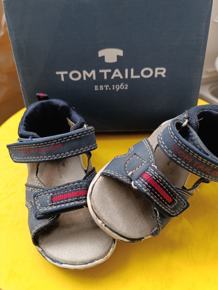 Sandałki Tom Tailor 23