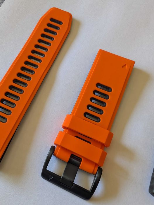 Bracelete Garmin Laranja/Preta 26mm