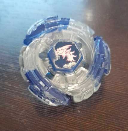 Beyblade Lithing L drago